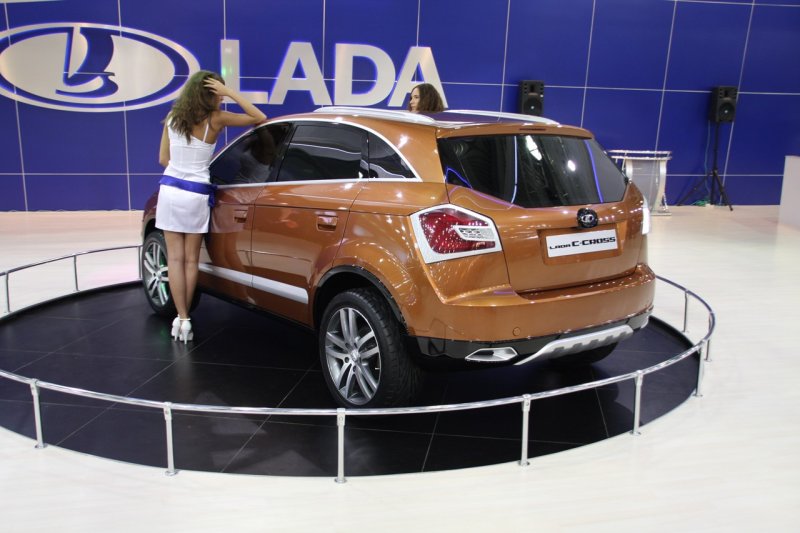 Снимки на Lada C Cross Concept в Москва