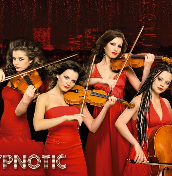 Орлин ”изневерява” на Яна Акимова с дамите от Hypnotic