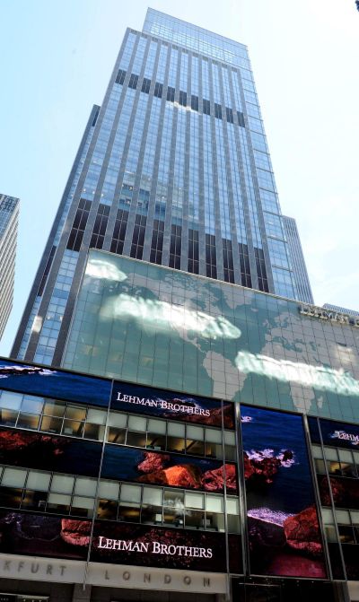 ”Леман” не успя да се справи с петата поредна финансова криза и обяви нуждата от протекция от банкрут на 14 септември 2008 г.