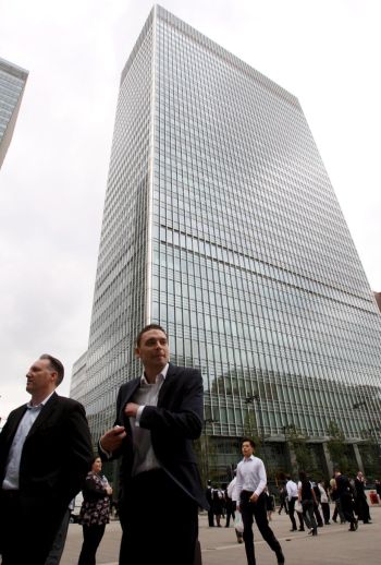 Гърците се втурнаха да купуват пендари