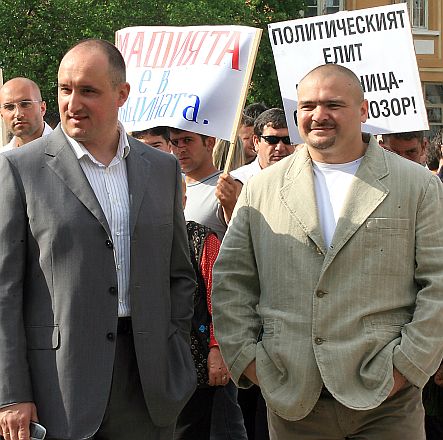 Молебен за здравето на дупнишките братя