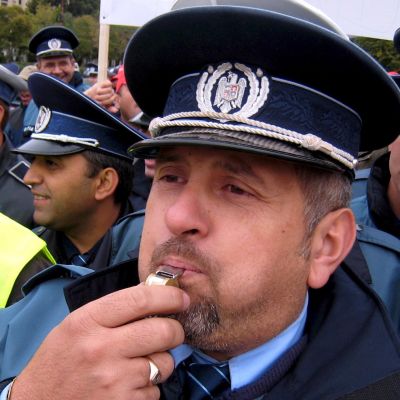 Стотици са отнетите шофьорски книжки на българи в Румъния от пътната полиция