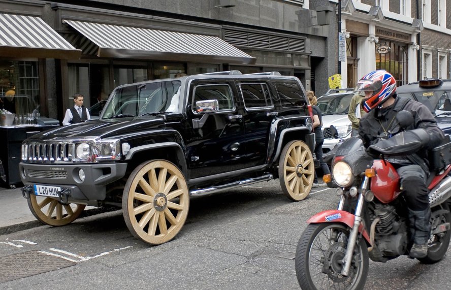 Направиха каруца от Hummer