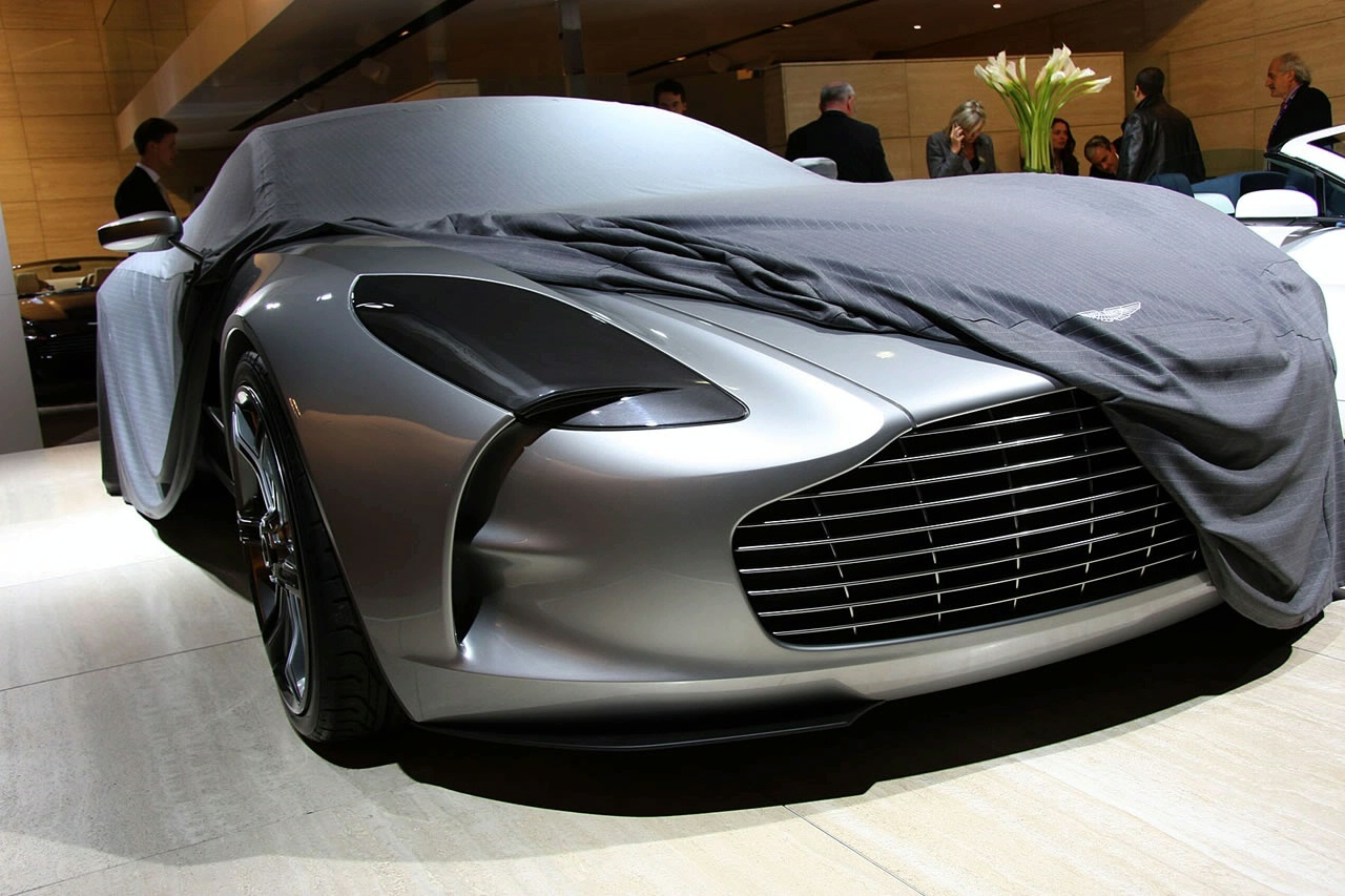 Aston Martin продаде най-новото супер купе One-77