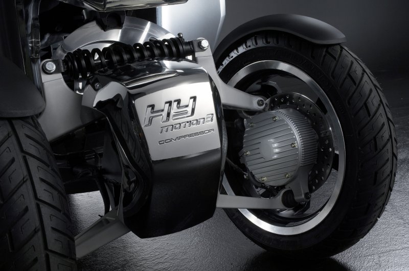 Peugeot HYmotion3 – между мотоциклетите и автомобилите