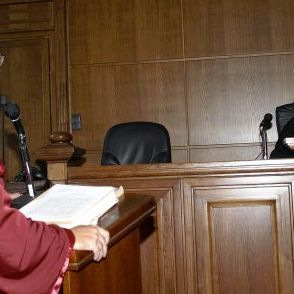 Арестуваха поръчител на заливане с киселина
