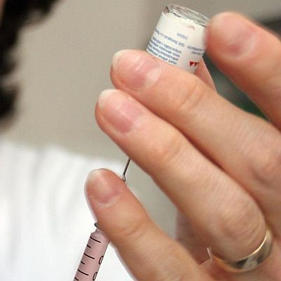 РИОКОЗ-Бургас получи новата бебешка ваксина
