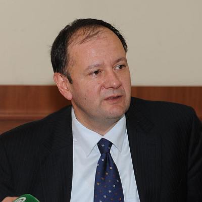 Миков: БСП не е категорична опозиция, ще останем без армия