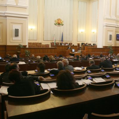 8% бариера за коалициите в парламента