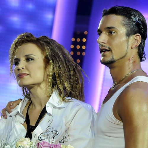 Танцьорите перманентно биели звездите в Dancing stars