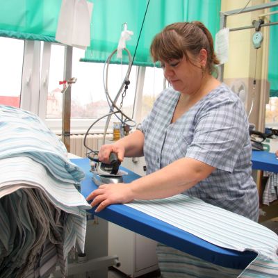 Шивачки плащат обезщетение на бивш работодател