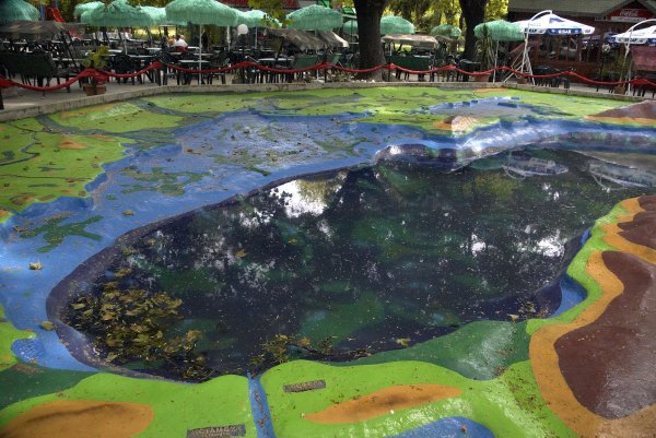 Релефна карта на Черно море пред Аквариума във Варна