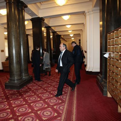 Отнеха стаята на парламентарните репортери