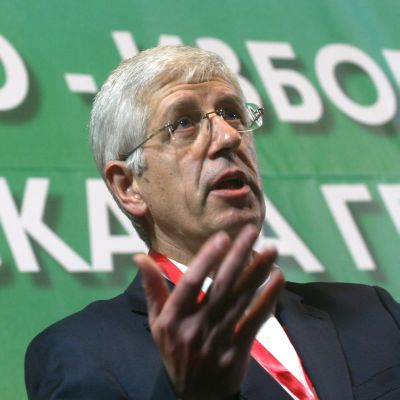 Овчаров пак червен лидер в София, иска победа на изборите
