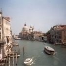 Туристи спят за 1 евроцент във Венеция