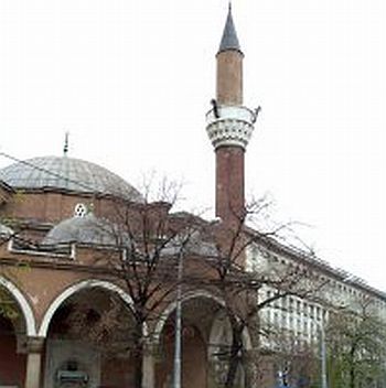 Вдигат втора джамия в София