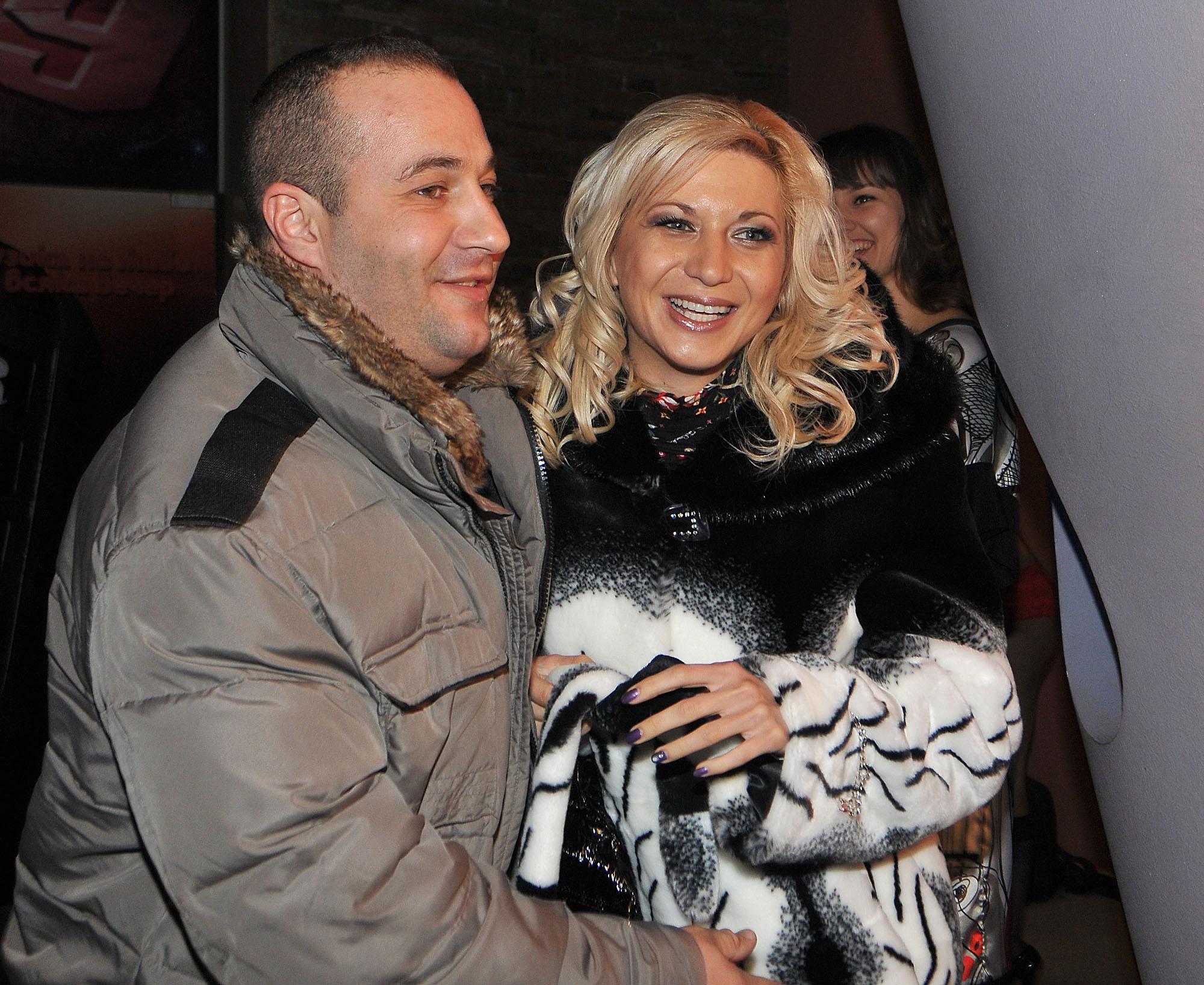 Митьо Крика с бившата си съпруга Нина Никол