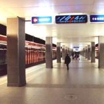 Хванаха двамата нападатели на жени в метрото