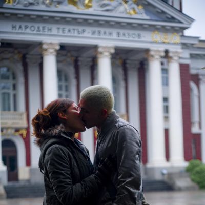 Младите българи са по-големи поддръжници на демокрацията