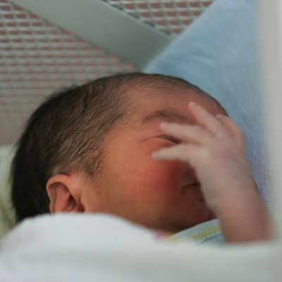 За периода 1-31 януари 2016 г. в Пловдив и областта са проплакали 501 бебета