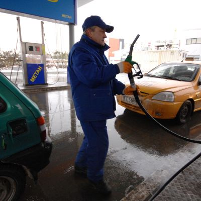 Пробивът е станал от съединителен елемент за метанстанцията, която се намира в района на аварията