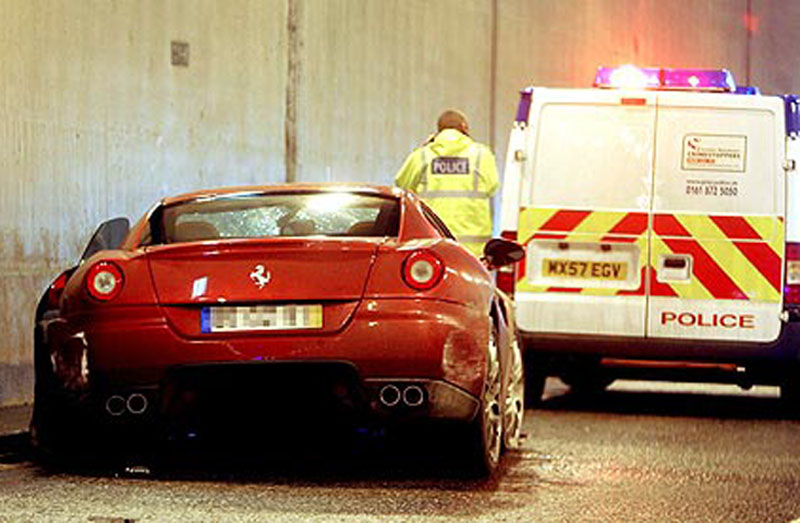 Роналдо разби своето Ferrari 599