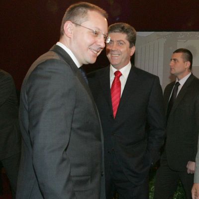 Станишев разпореди да готвят единия реактор