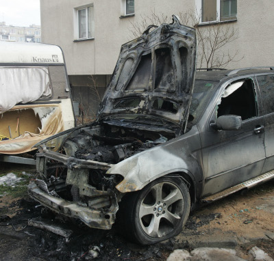 Взривиха 2 коли в ”Манастирски ливади”