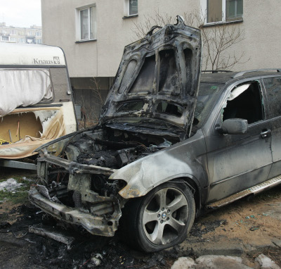 По информация на БГНЕС два автомобила БМВ с благоевградска регистрация са изгорели