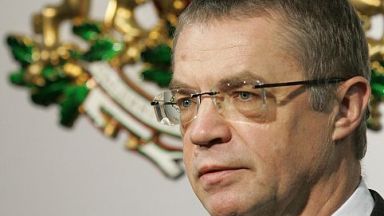 Медведев и Голубьов не били уволнени от Газпром, а излизали в пенсия