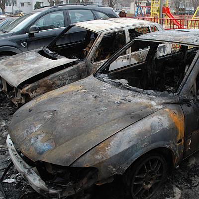 Две коли изгоряха за нощ във Варна