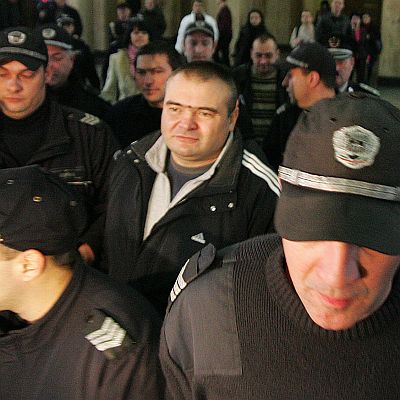 Ангел Христов остава в ареста