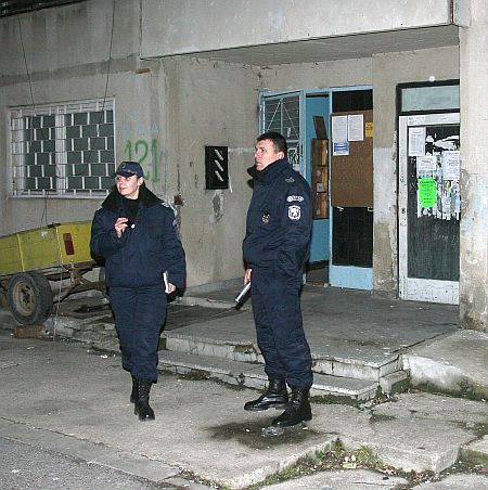 Изстреляха цял пълнител срещу наркопласьор