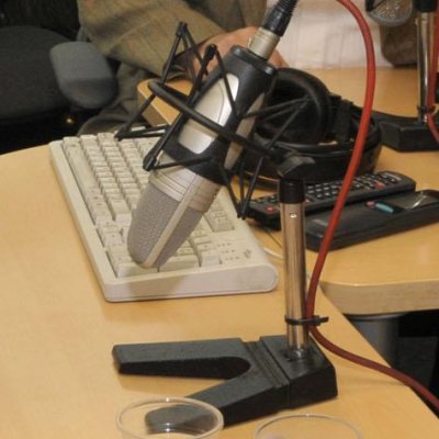 Изходът срещу заглушаване на българските радиостанции от турски е те да сложат по-мощни радиопредаватели