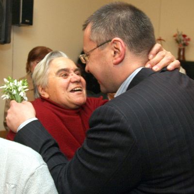 Станишев ни водел през бурните води на кризата