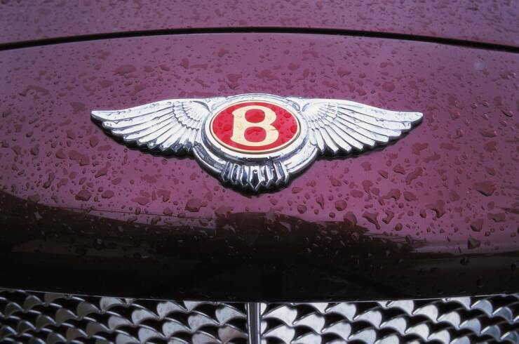 Bentley съкращава 220 работници