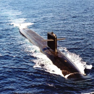Съпротивлението на водата пречи на подводниците да развиват високи скорости
