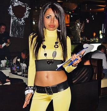 И брадърката Ангелина в борба за Най-красива абитуриентка