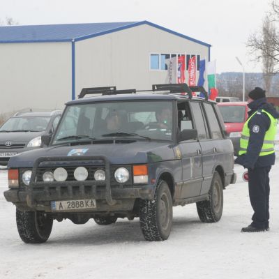 След 4 лавини отвориха Петрохан
