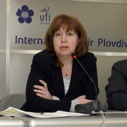 Екоактивистката Светла Бъчварова изрази съмнение, че провеждането на местни референдуми може да бъде опорочено