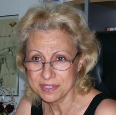 Запалиха вилата на бивша данъчна шефка