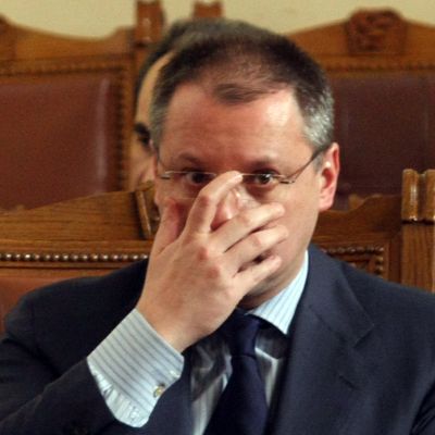 Станишев: Животът е шарен като великденските яйца