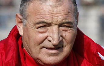 Димитър Пенев става помощник на Радуканов