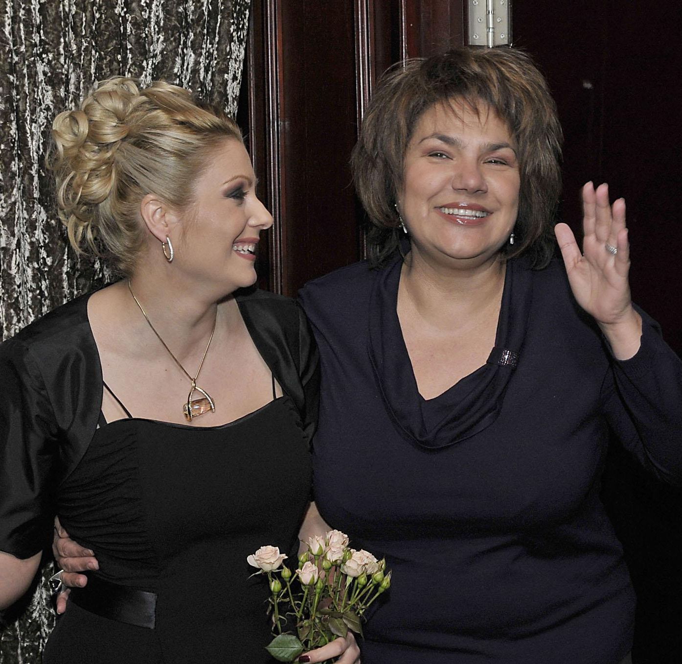 Венета Райкова се показа за пръв път след раждането