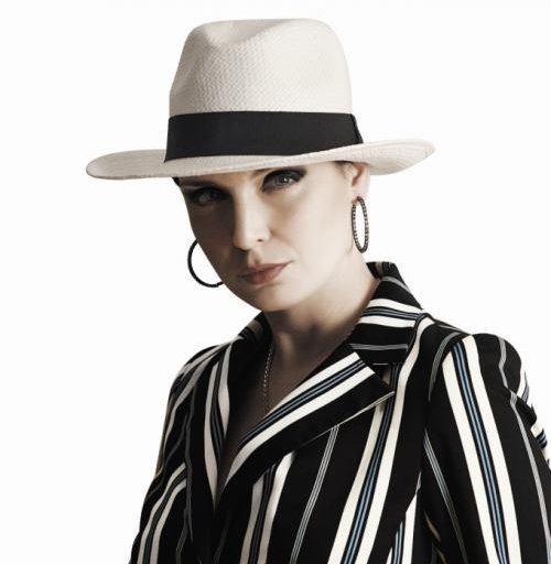 Жени Калканджиева очаква син