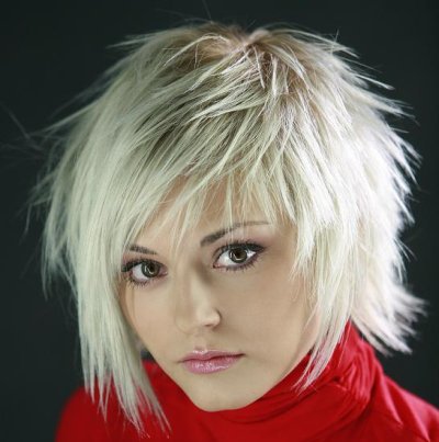 Подгласничката на Мис БГ Поли даде ексклузивно интервю