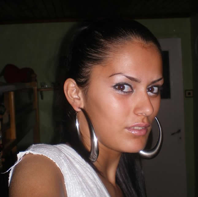 14 нови момичета се включиха в ”Най-красива абитуриентка”