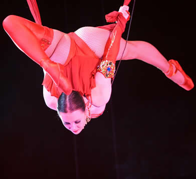 Акробатично изпълнение в Цирк Балкански