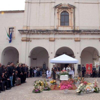 Погребението на 24-годишния студент Джузепе Киаварола