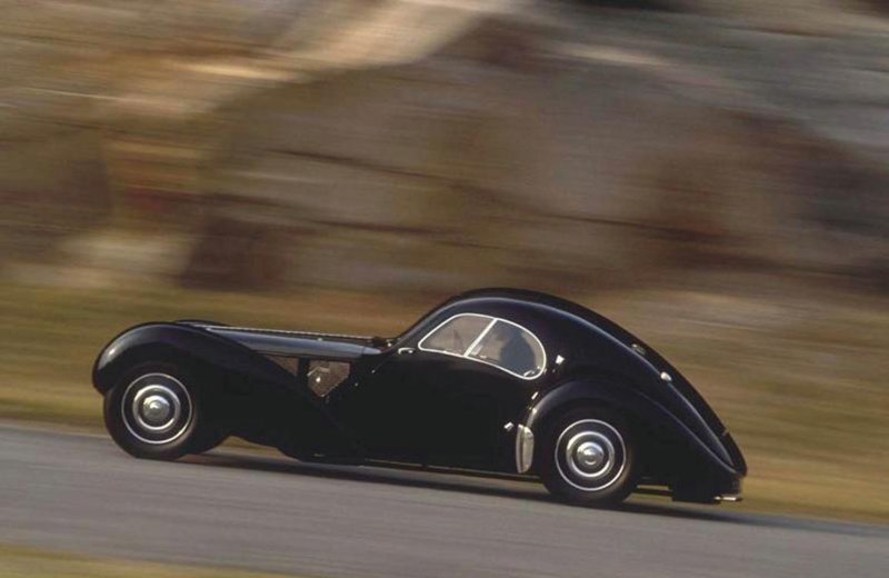 Bugatti, Bertone, Zagato и Morgan на уникално светско парти